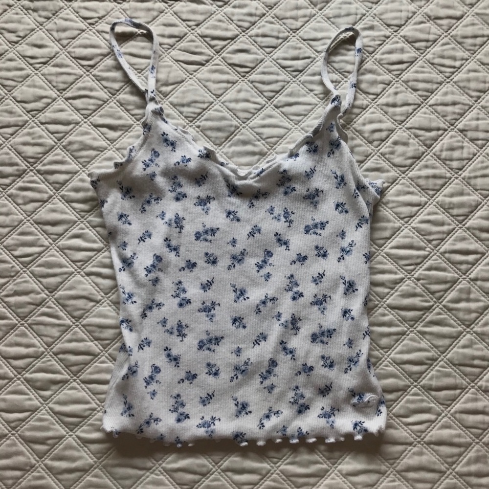 Cropped stretch tank top from Hollister
